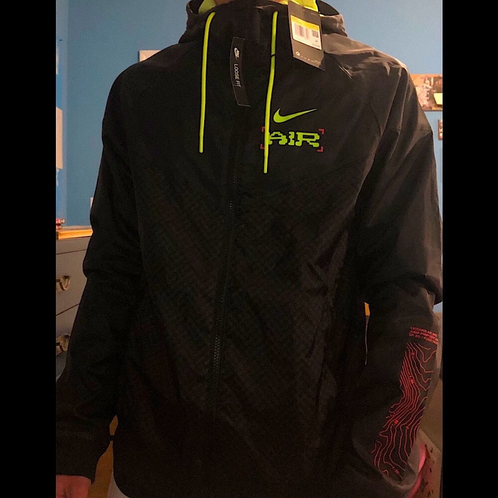 Nike Air Windbreaker (FREE SHIPPING)
